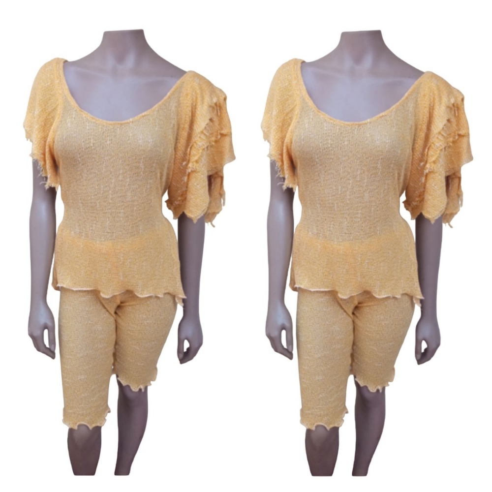 2 pc. Pants set biking shorts ultra stretchy yellow mustard size medium